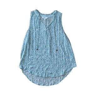 Market & Spruce Blue Flower-Patterned Sleeveless Blouse (Size 1X)